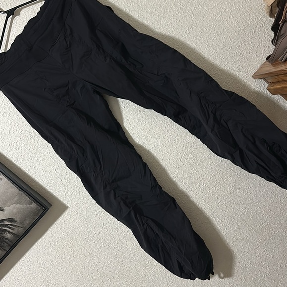 Lululemon Dance Pants - Picture 6 of 9